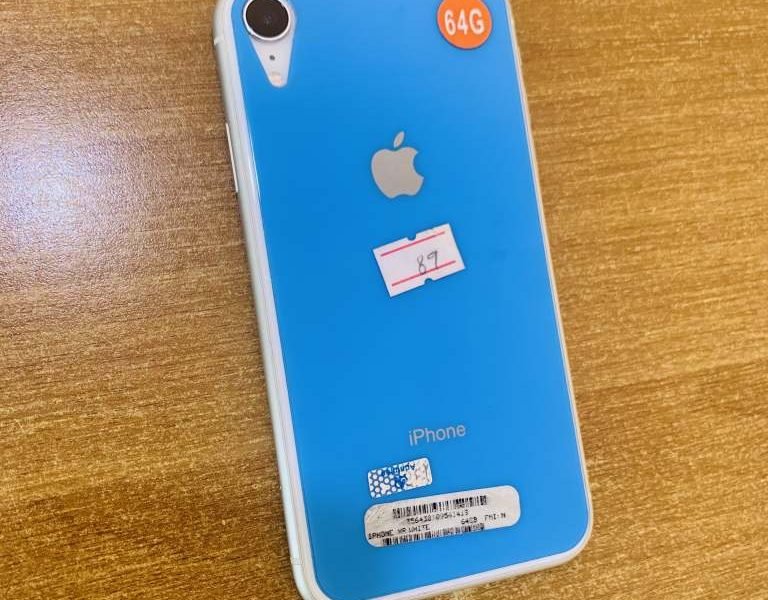 iPhone xr 64