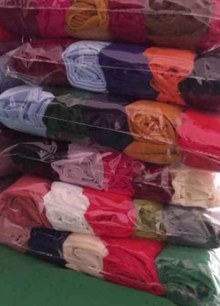 Vente de foulard tout type en détail à des prix abordable